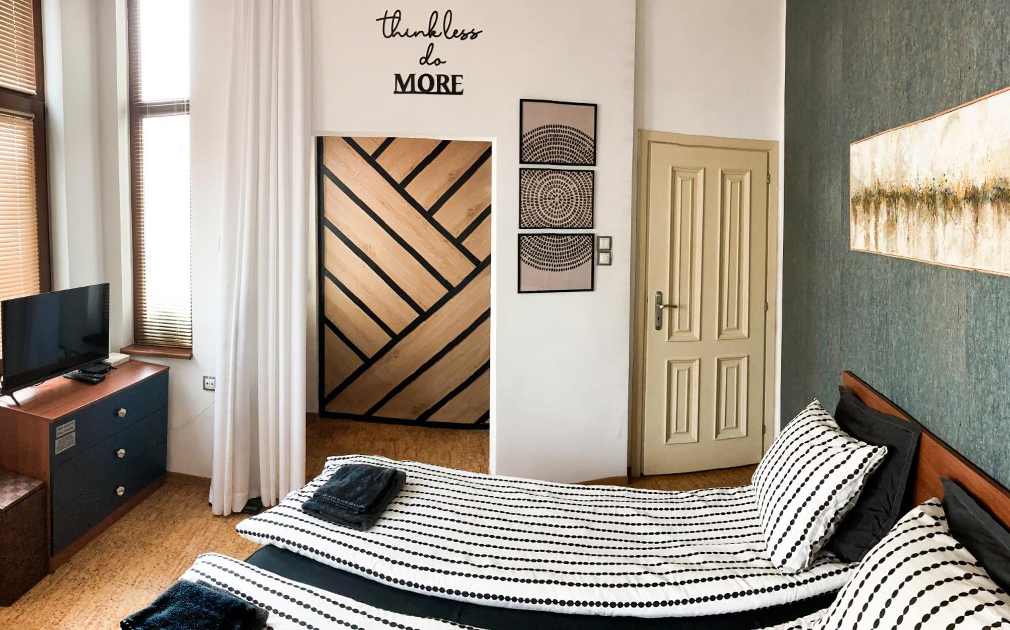 Two Bedroom Apartment -Welcome To Burgas- Top Location, Central Station, Main Walking Street, Sea Garden, Near The Beach Exterior foto